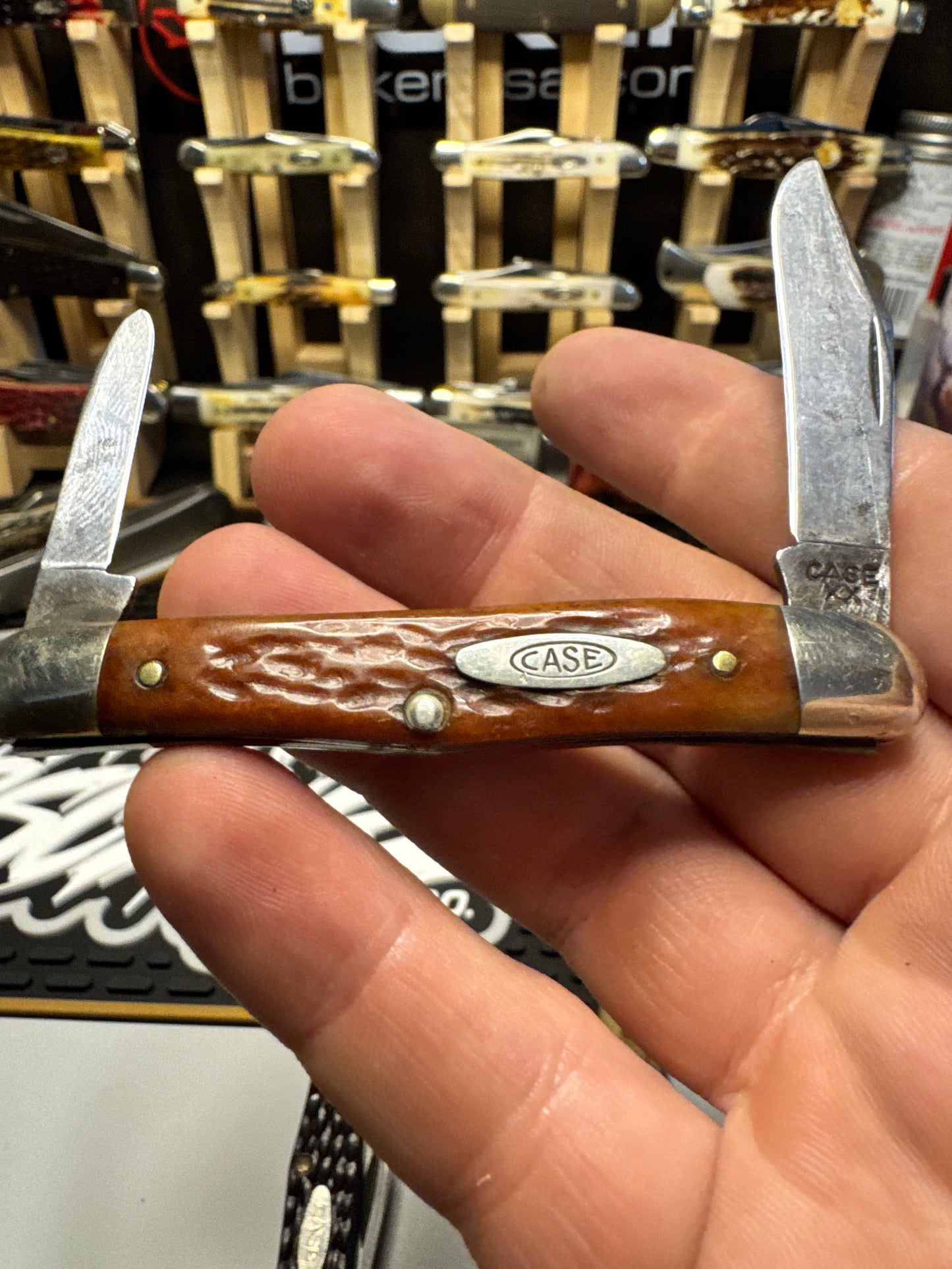 1940-64 CaseXX Redbone half whittler